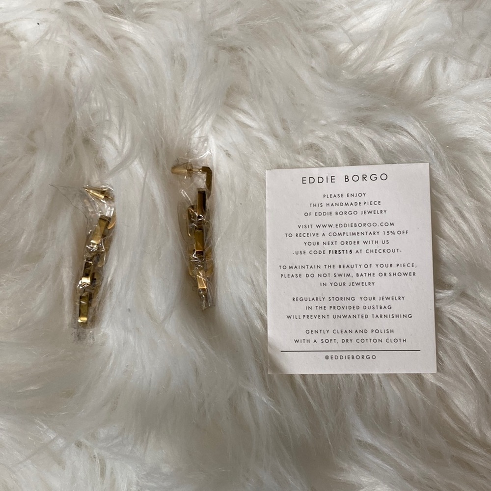Gold Supra Link chain earrings